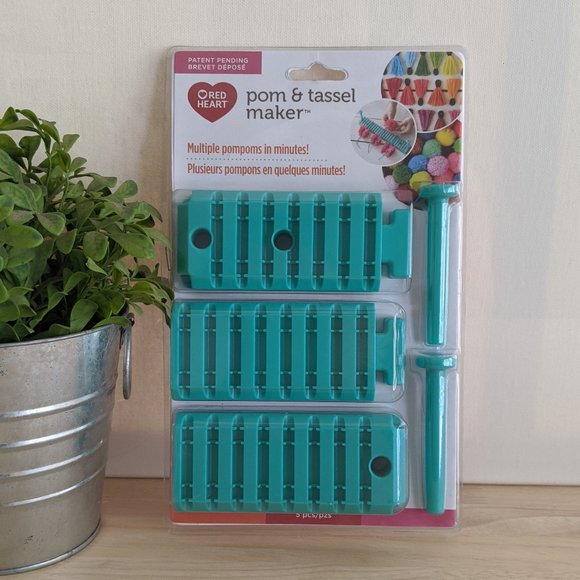 Red Heart Other - Pompom & Tassel Maker